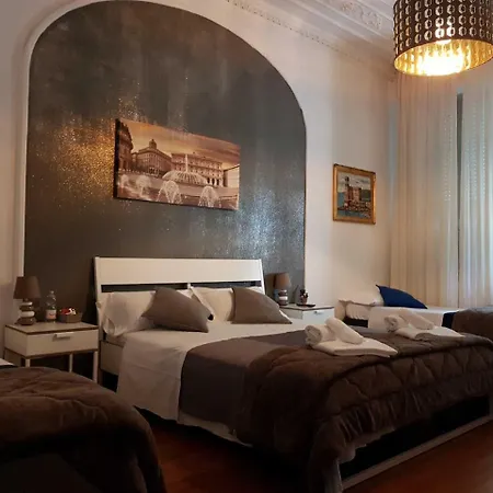 Central Rooms *